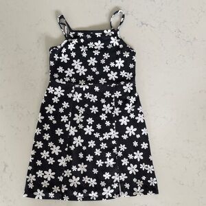 art class Black and White Floral Spaghetti-Strap Dress
